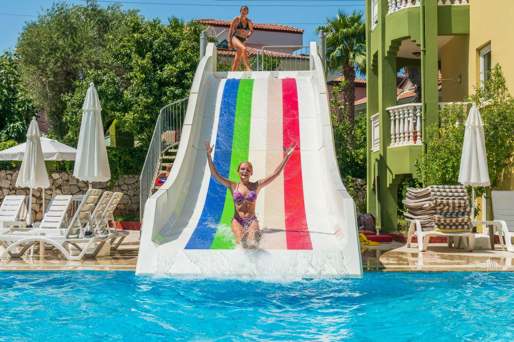 Family Day at the Water Park with Quick-drying Towel Poncho