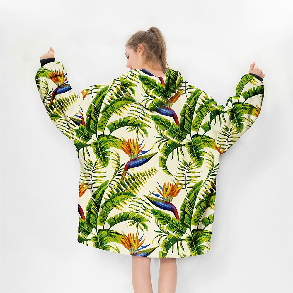 Socialite Hooded Sherpa Throw 2